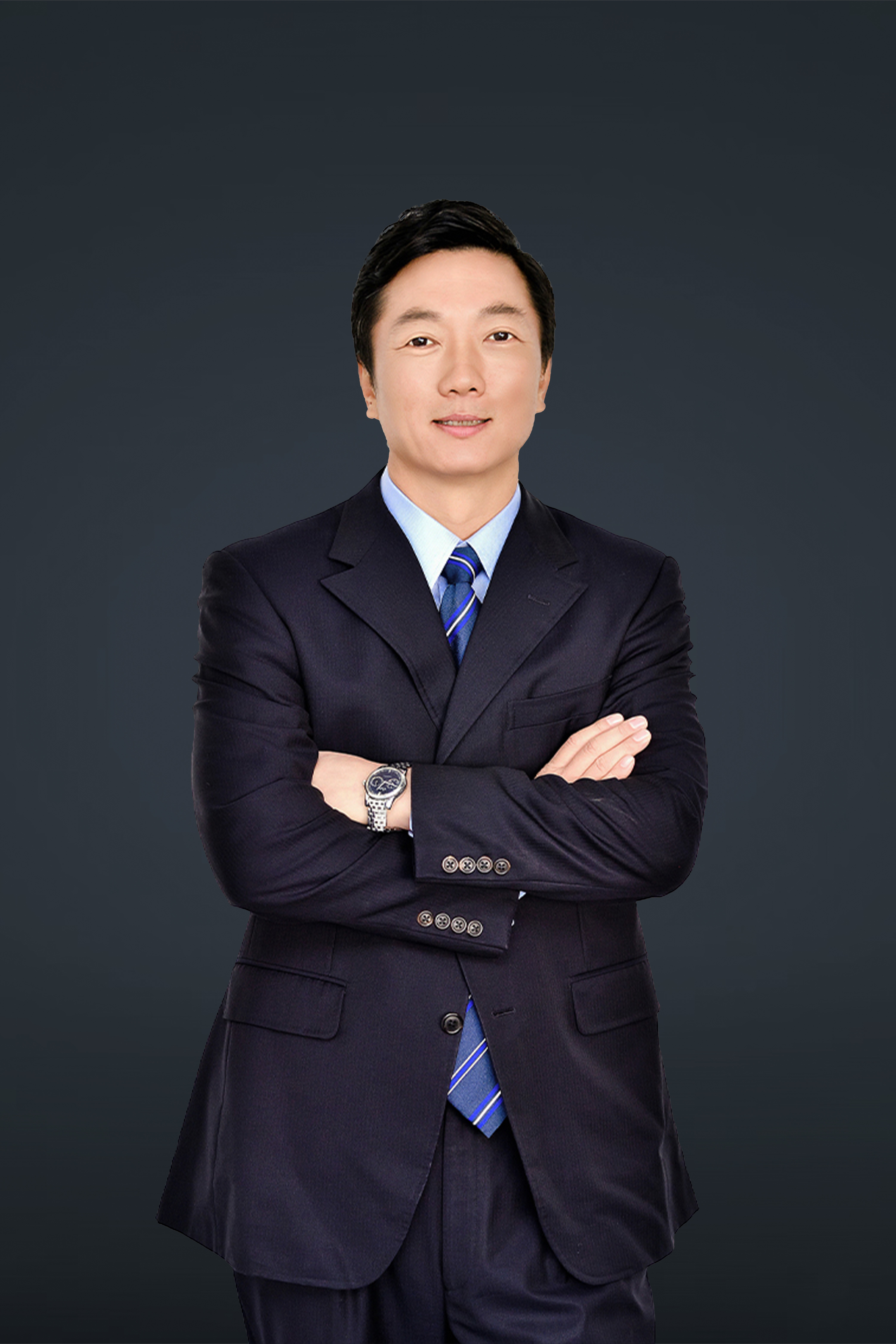 16张崇峻_湖北东峻实业集团董事长.jpg